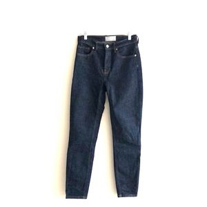 Size 26 high-waisted skinny jeans from Everlane